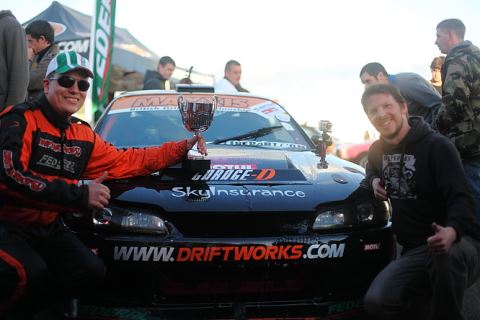 driftworks-nissan-s15-sponsored-by-safelyinsured